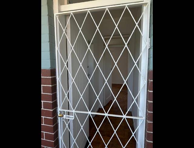 1 BEDROOM PROPERTY TO RENT IN BLUFF